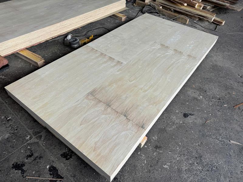 Ván ép phôi Cao Su